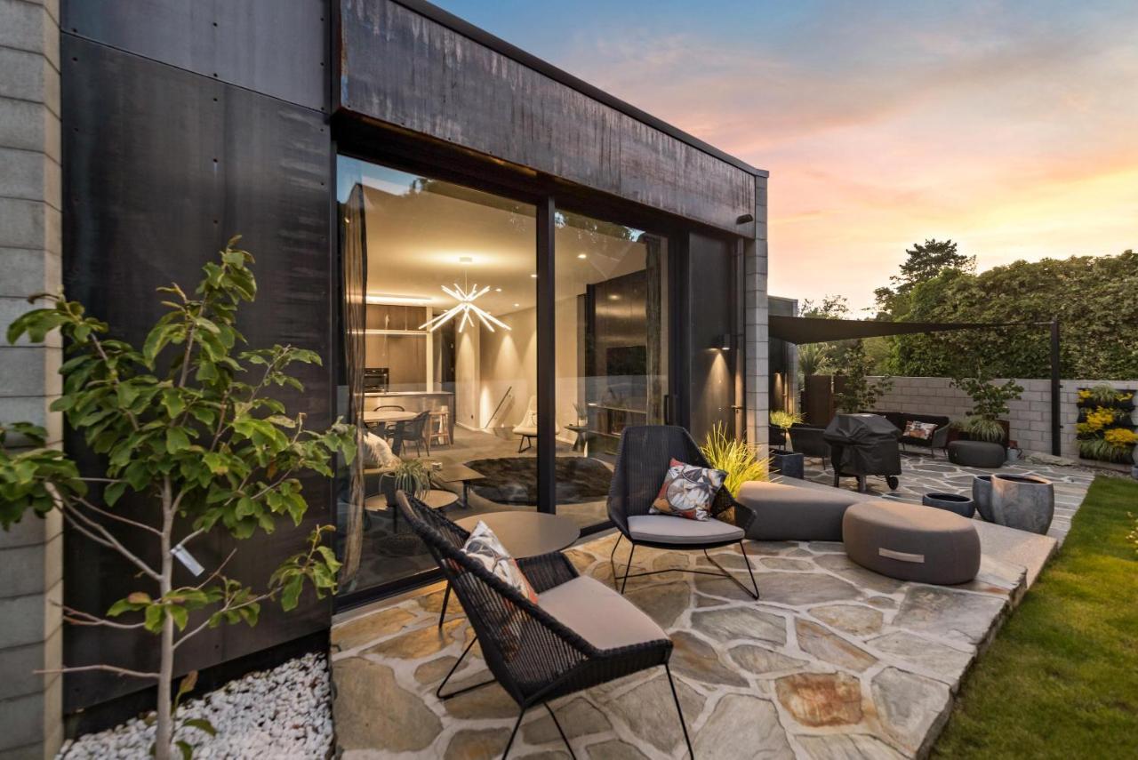 The Ivy Box Apartment Queenstown Exterior photo